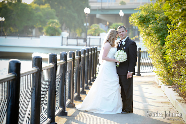 Best Courtyard Lake Lucerne - IW Phillips House Wedding photographer - Sandra Johnson (SJFoto.com)